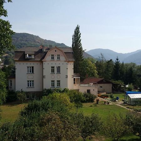 Villa Federer Dolni Zalezly Екстериор снимка